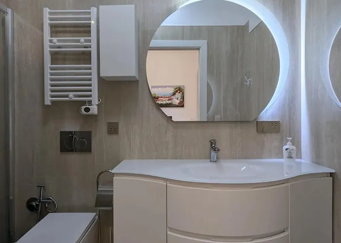 Francesco Romestay - Casa Vittorio Affittacamere 4*